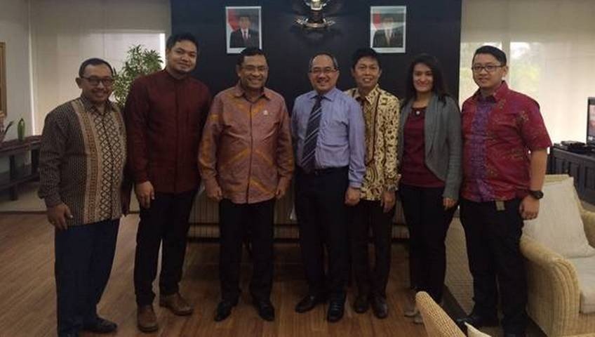 Menperin-Saleh Husin