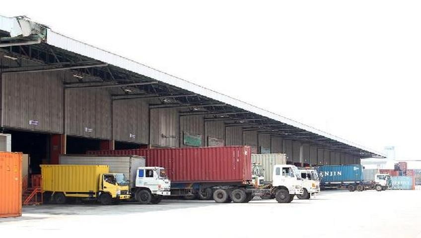 ipc-logistic-truck
