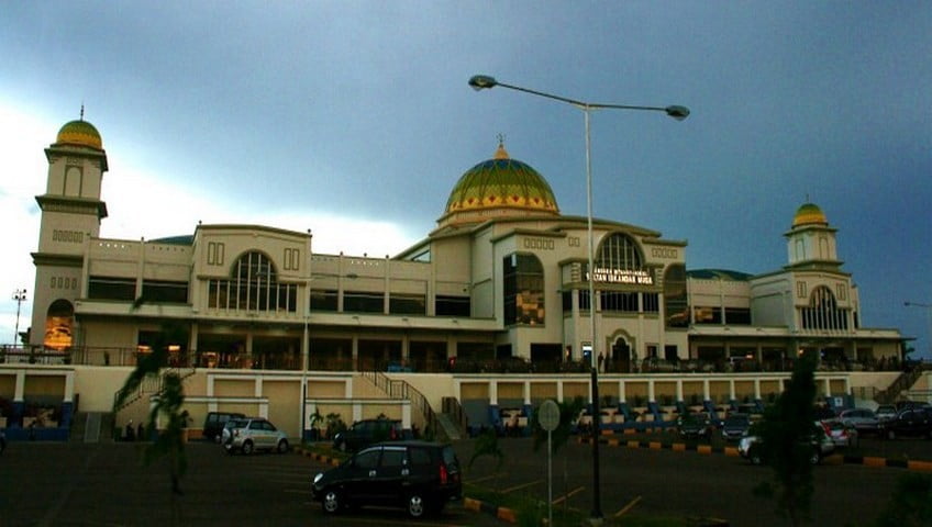 sultan-iskandar-muda-airport