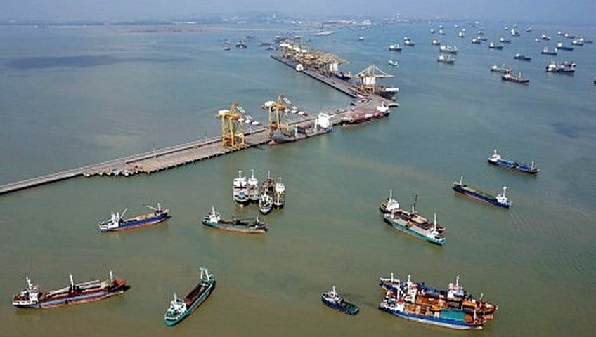 teluk-lamong-port