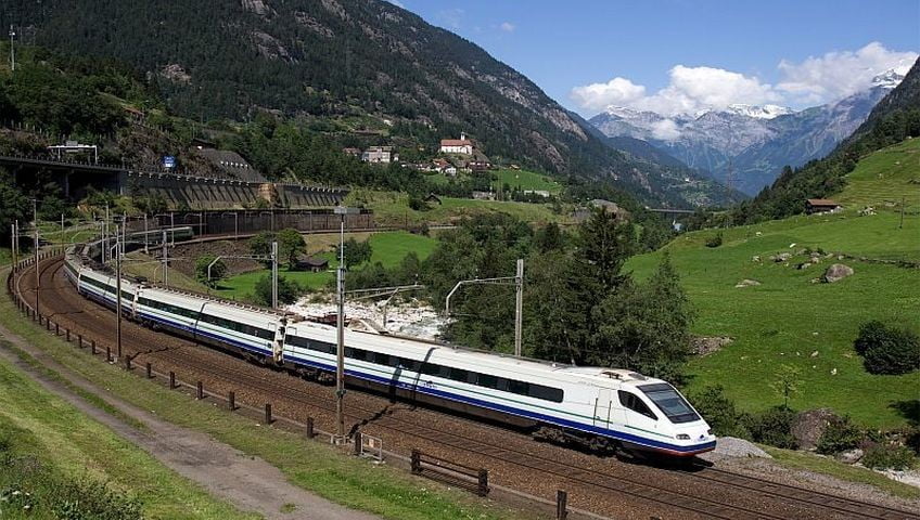 double track train