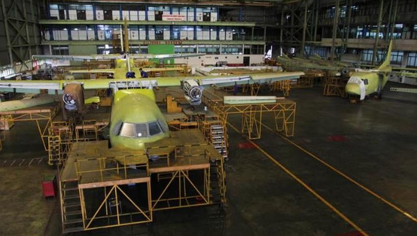 cn235 pt dirgantara indonesia