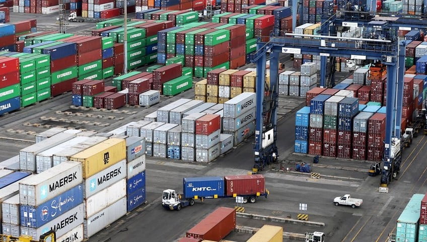 Pusat Logistik Berikat