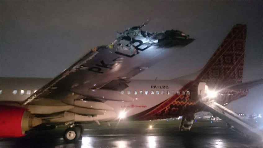 batik-air-dan-transnusa-tabrakan