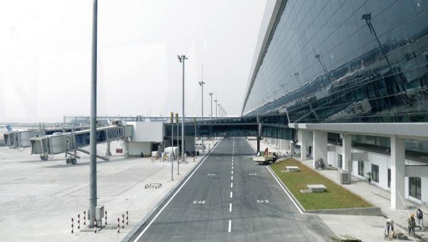 Tambah Daya Tampung Penerbangan, AP II Bangun Runway Lagi