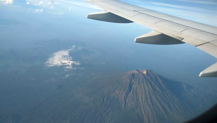 Antisipasi Letusan Gunung Agung, Kemenhub Siapkan 10 Bandara untuk Pengalihan Penerbangan